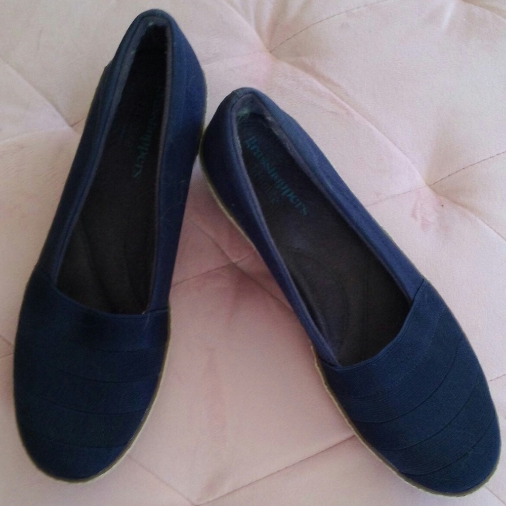 Navy Blue Canvas low wedge
